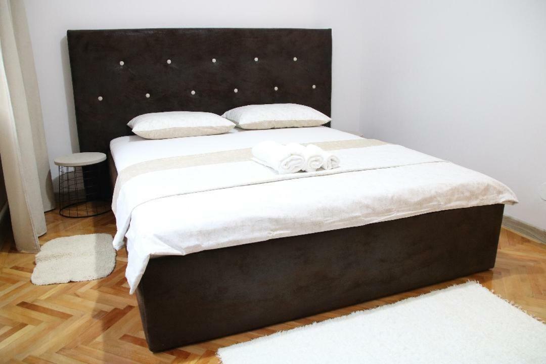 Tania Apartament Oradea Dış mekan fotoğraf